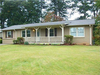 1st image of 2036 Glenroy Dr SE
