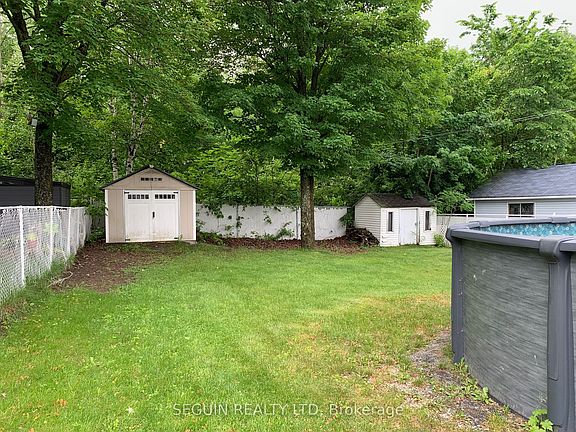 2nd image of 650 Berthiaume St