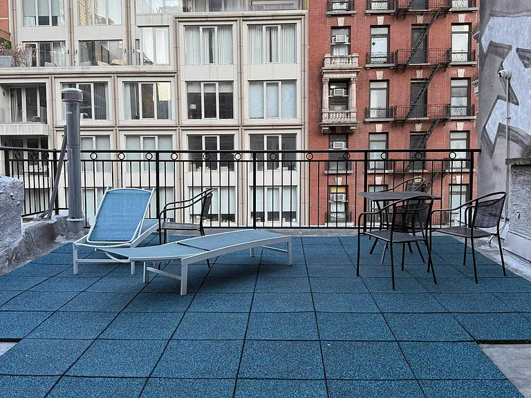 164 Lexington Ave #3 — Photo 1