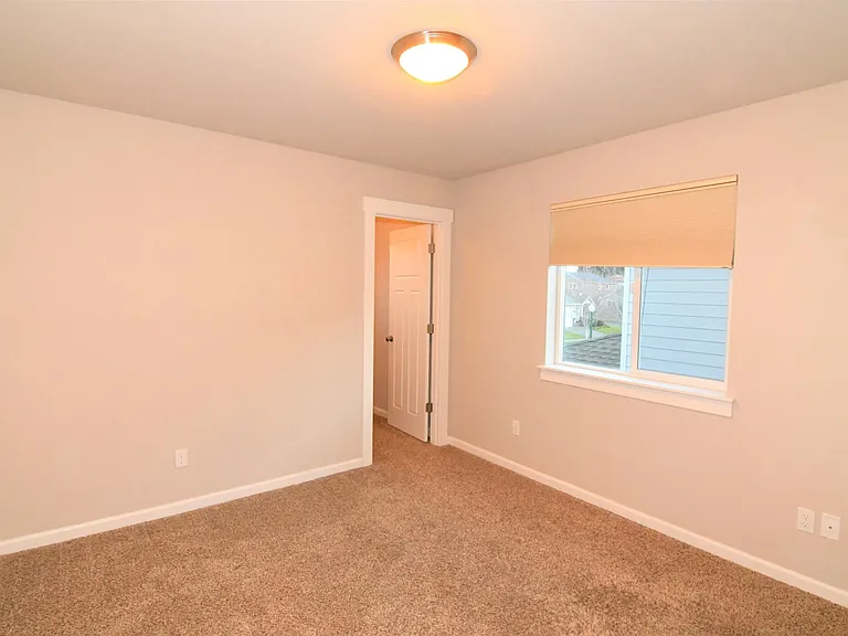 5013 Black Rock Loop SE — Photo 19