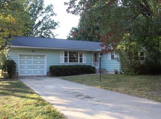 1101 Sunset Hill Rd, Brookfield, MO 64628