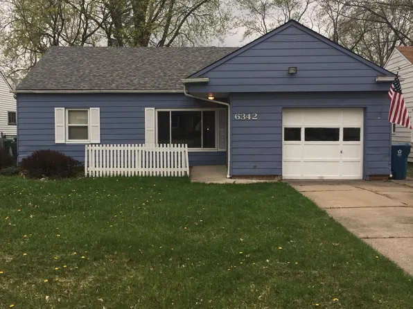 6342 Denison Blvd, Parma Heights, OH 44130