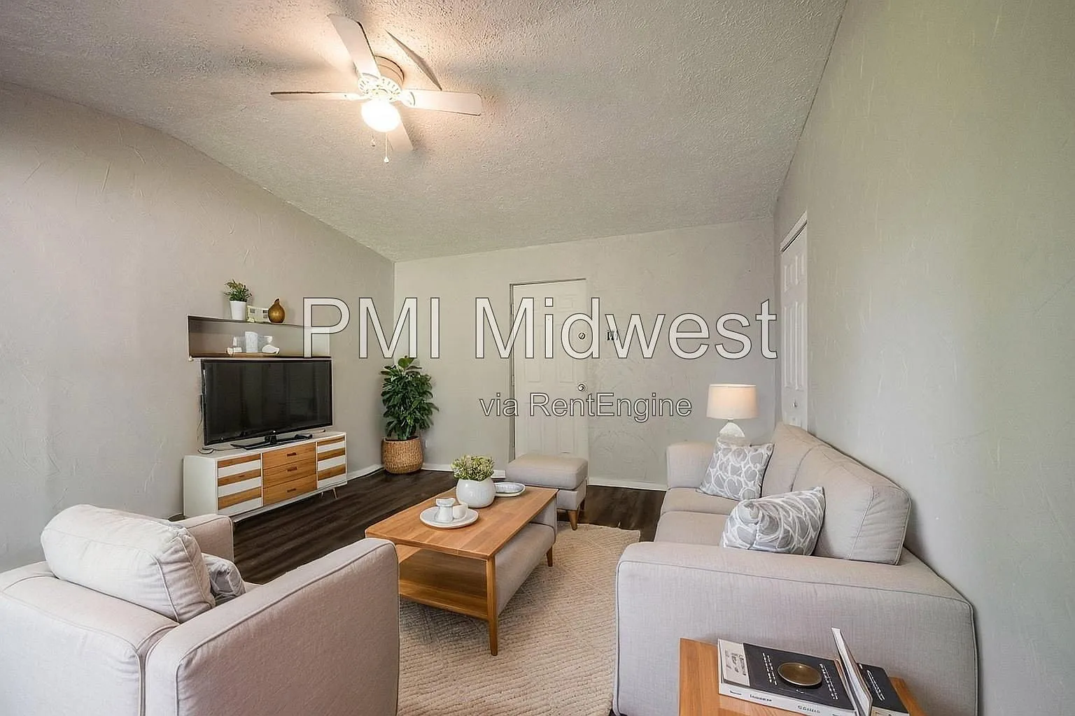 2 bed, 1.0 bath, 832 sqft, $1,099 — Photo 4