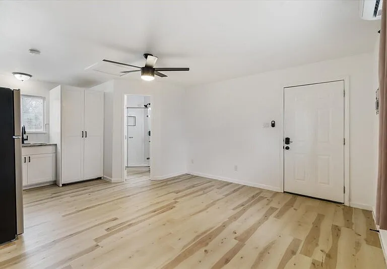 1118 Ebert Ave #C — Photo 6