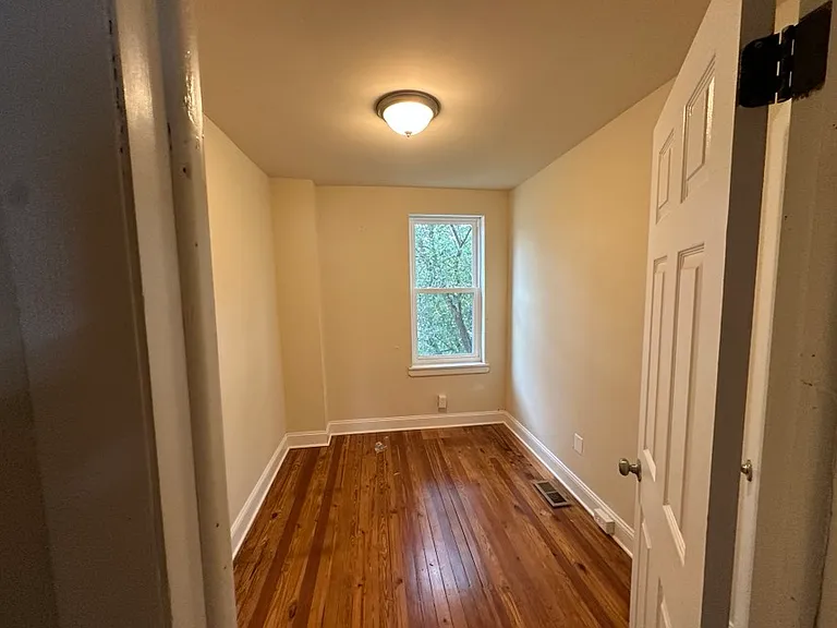 4602 Hurley St — Photo 11