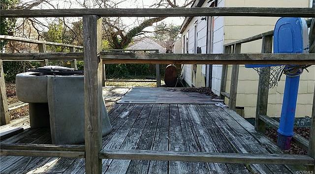 2nd image of 1741 Hopkins Rd