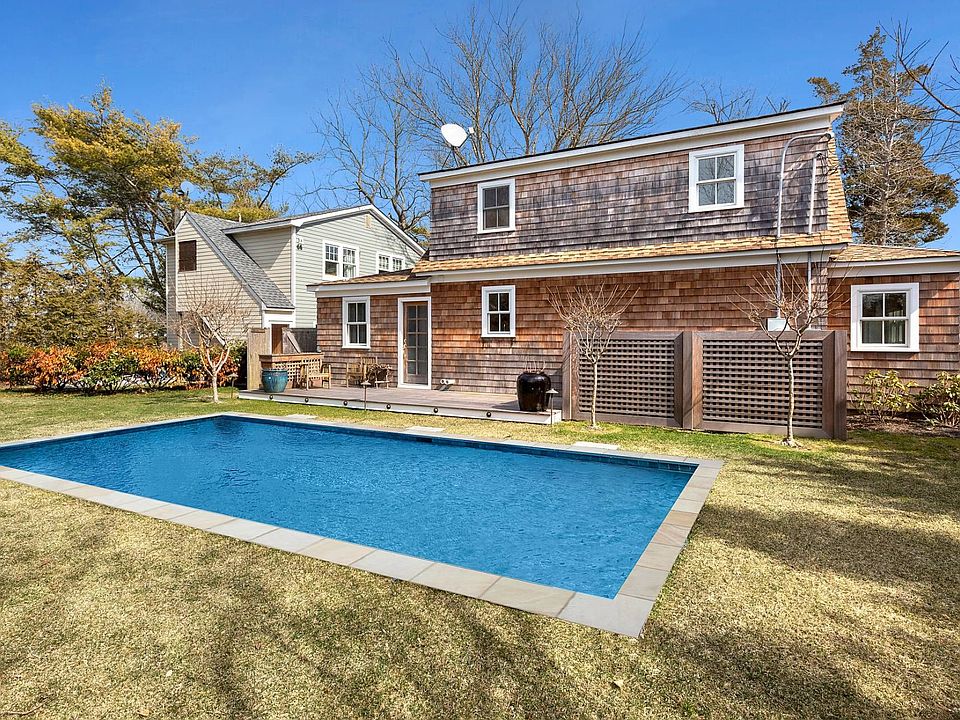 1st image of 37 Hillcrest Ave