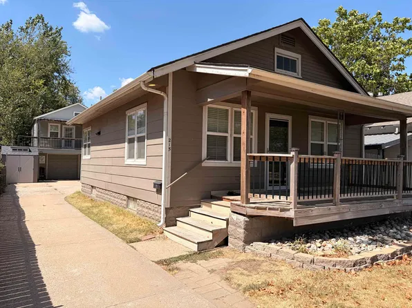 215 N Dodge Ave, Wichita, KS 67203