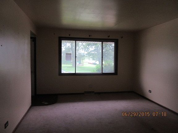 2nd image of 801 Superior Ave
