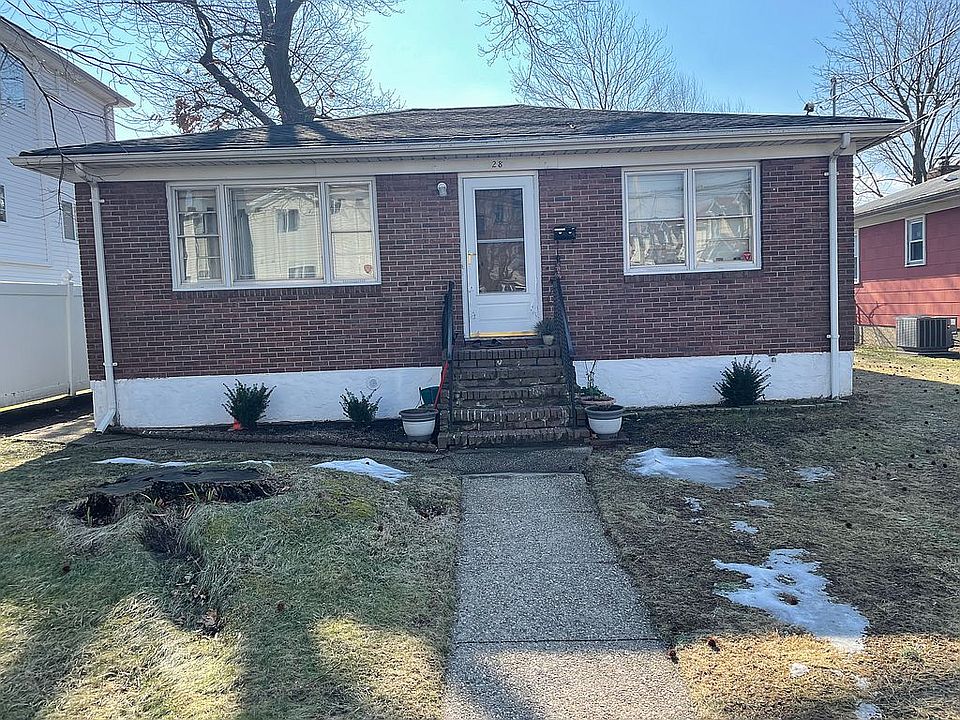 1st image of 28 Zwicky Ave