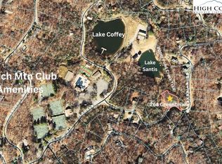 268 Greenbriar Rd, Banner Elk, NC 28604