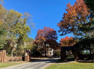 128-144 Shadow Ridge Dr, Pittsburgh, PA 15238