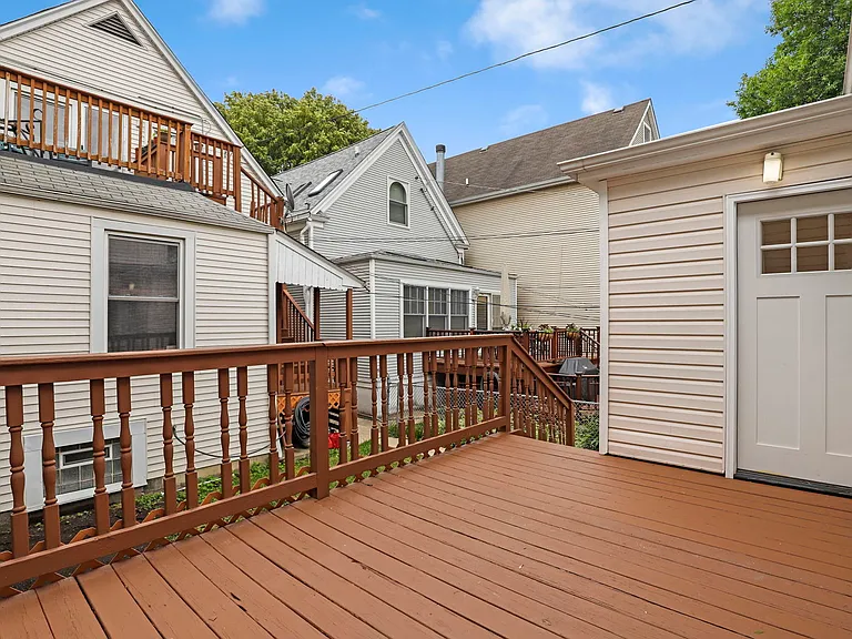 4340 N Oakley Ave #CH — Photo 2