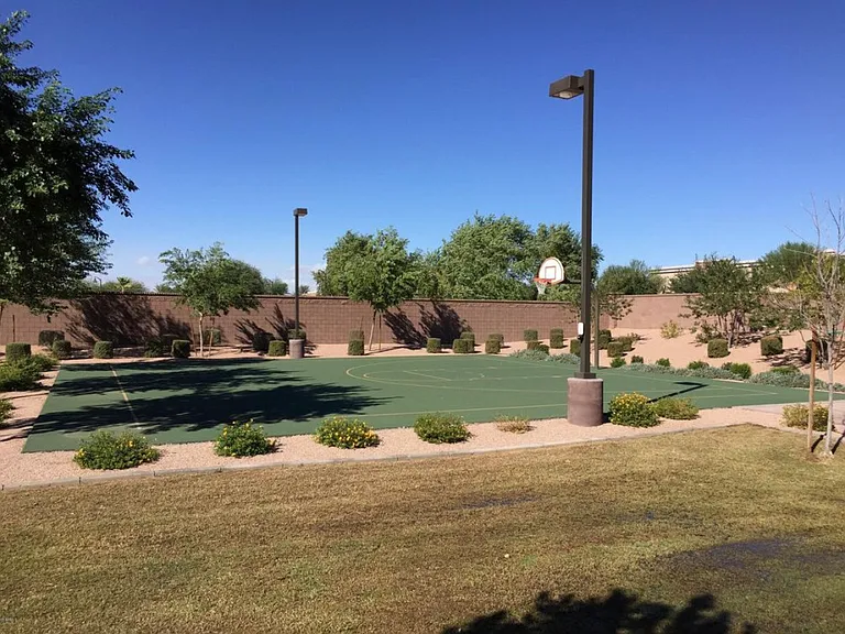 298 E Kaibab Dr — Photo 39