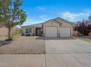 11828 Mesquite Lake Ln, El Paso, TX 79934