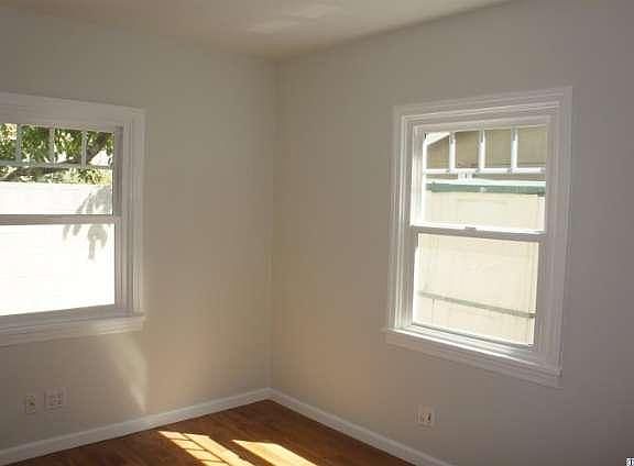 3rd image of 4642 El Camino Corto La Canada