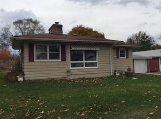1401 Avenue J, Sterling, IL 61081