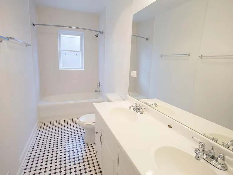 5222-38 S. Drexel Avenue — Photo 77
