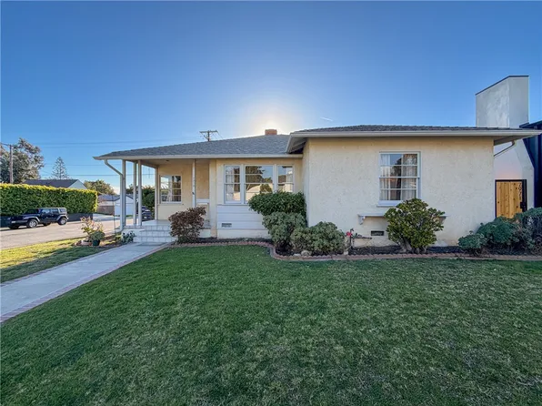 7975 Chase Ave, Los Angeles, CA 90045