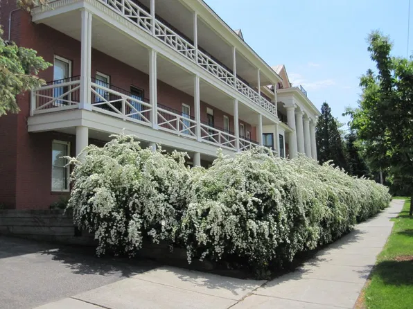326 College St APT 4, Burlington, VT 05401