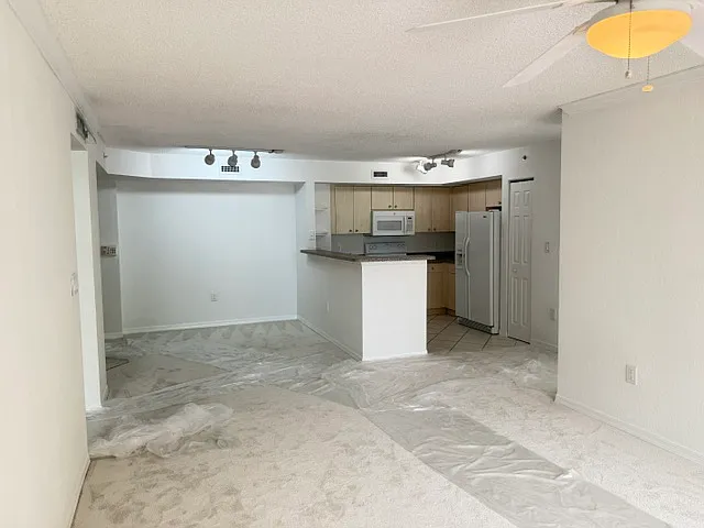 1801 N Flagler Dr #99 — Photo 15