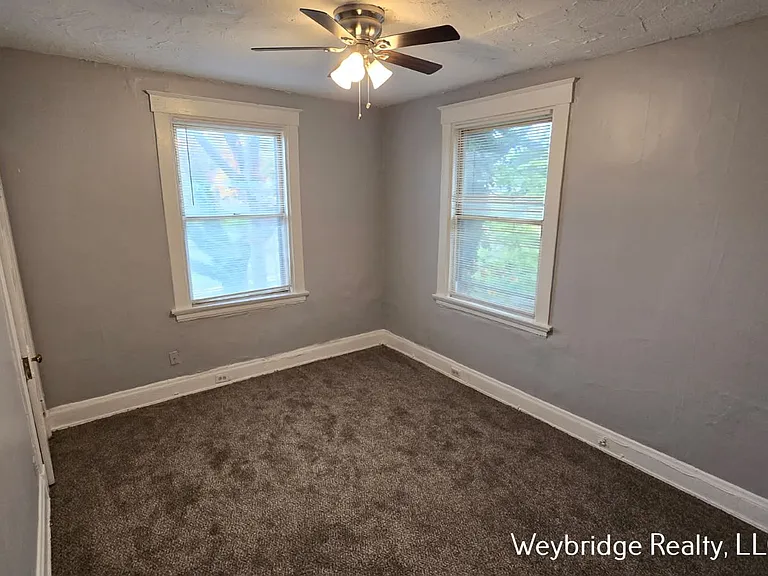 Gilbert 3209 — Photo 9