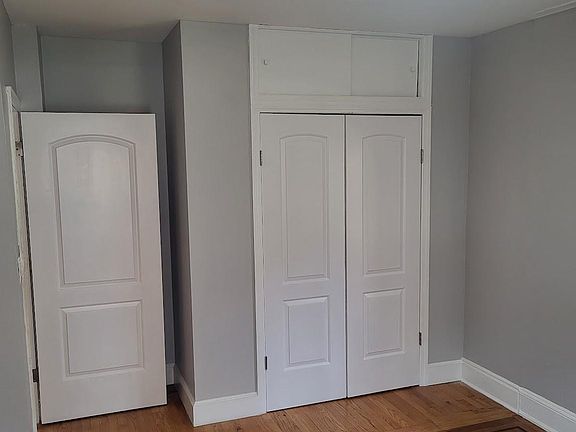 4th image of 16 Valdale Ave #4