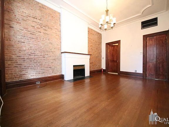 5th image of 34 W 12th St APT 3F