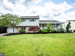 95 Englewood Blvd, Hamilton Township, NJ 08610