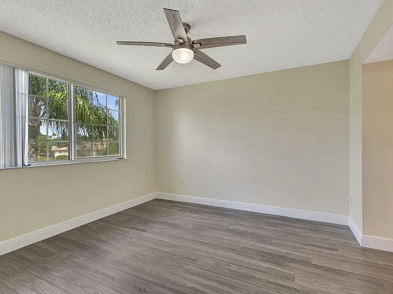 600 Crestwood Ct N #609 — Photo 16