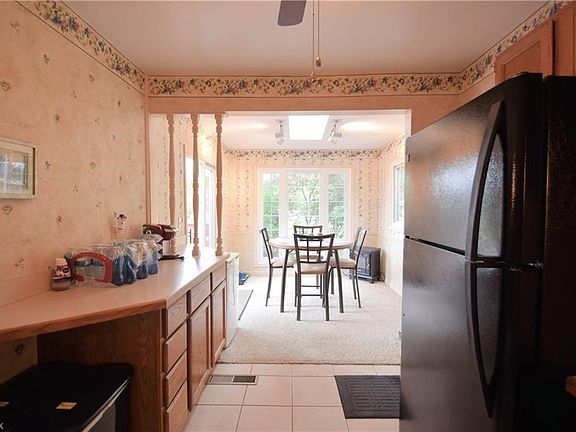 5th image of 10960 Appleton Dr