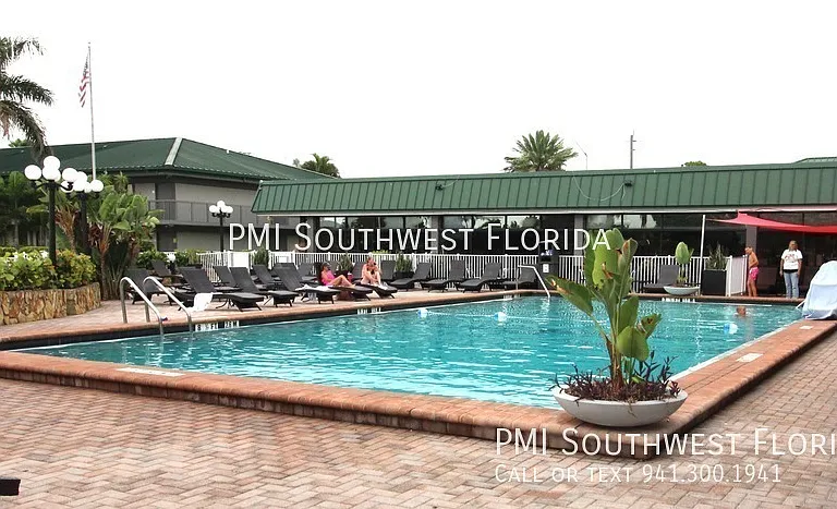 7150 N Tamiami Trl #C-226 — Photo 12