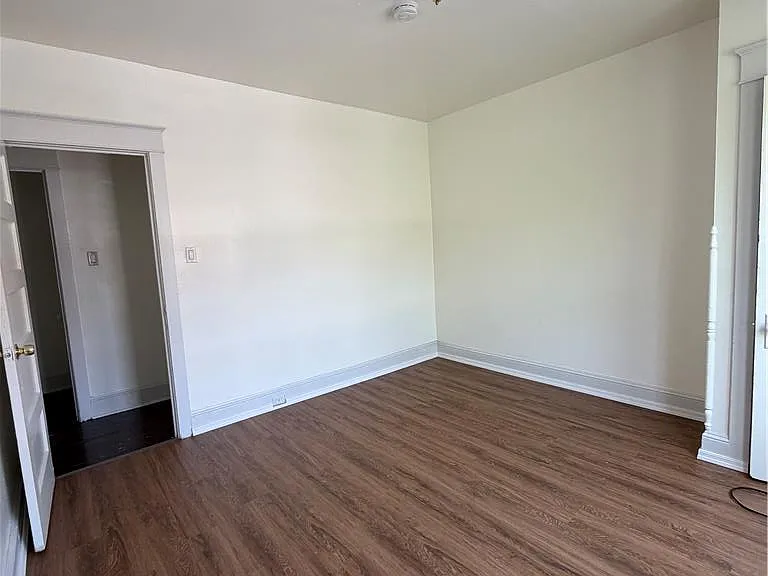 408 W Washington St #2W — Photo 10