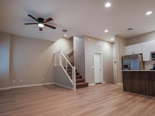 2335 E Utopia Rd, Phoenix, AZ