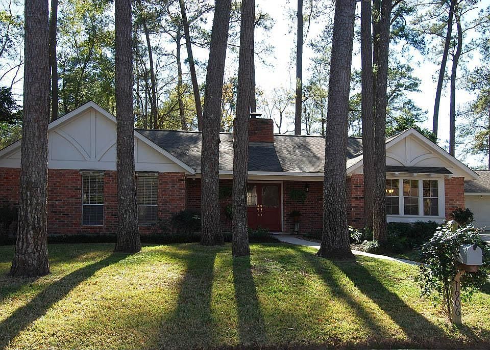 1st image of 1906 Crystal Springs Dr