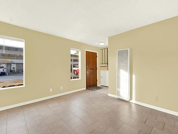 2nd image of 175 Del Sur Court