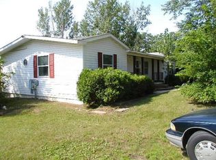 515 W Logan St, Endeavor, WI 53930