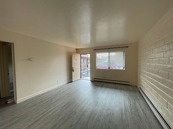 2nd image of 1560 G St