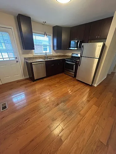 115 W Ash St Photo 1 115 W Ash St Photo 1