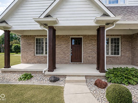 2nd image of 7082 Bitternut Ln