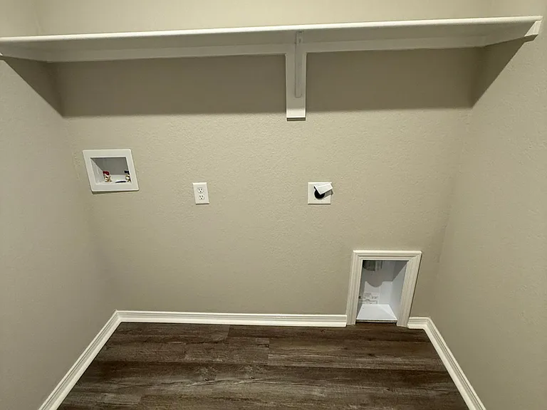 6016 Croft Ave — Photo 5