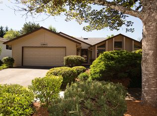 12860 SW Scout Dr, Beaverton, OR 97008