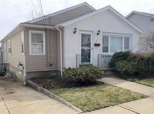 30 Italy St, Providence, RI 02908