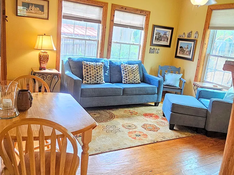 905 Tanglewood Ln — Photo 13