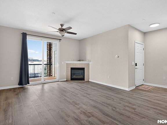 2nd image of 7222 S Blackhawk St Unit 206
