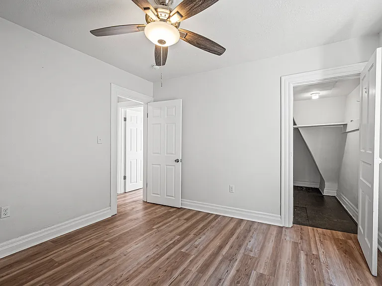 7324 Schley Ave — Photo 28