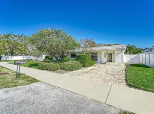 7749 Ridge Rd, Seminole, FL 33772