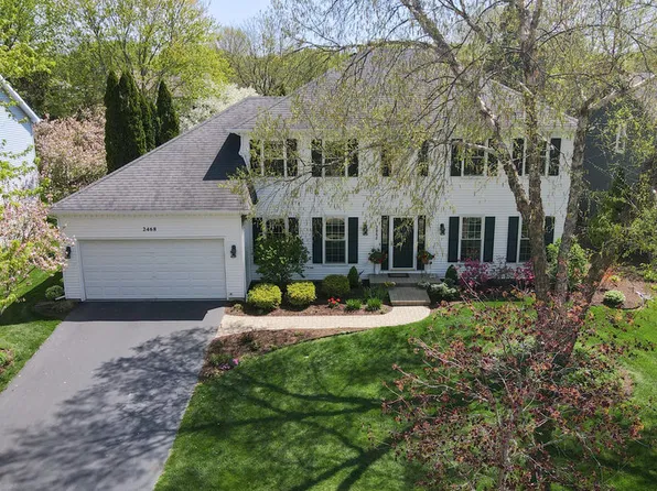 2468 Barkdoll Rd, Naperville, IL 60565