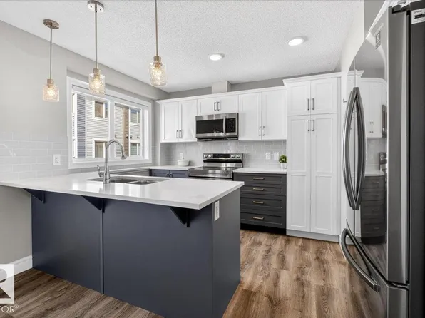 16335 84th St NW #63, Edmonton, AB T5Z 0S2