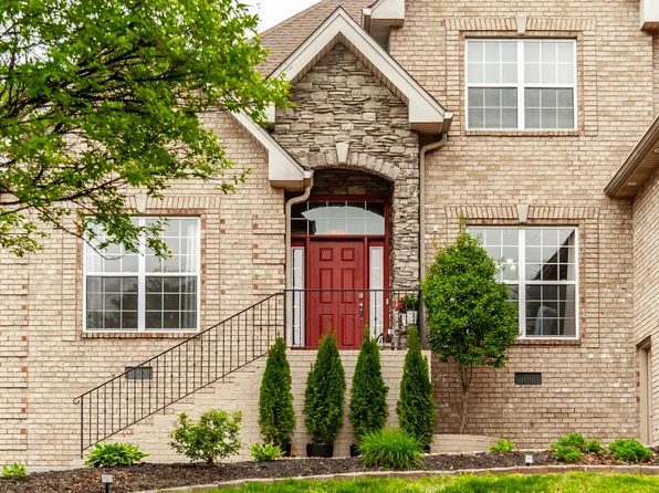 193 Spy Glass Way, Hendersonville, TN 37075